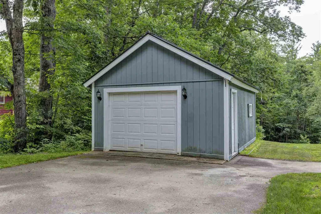 173 Maple Street Andover NH 03216