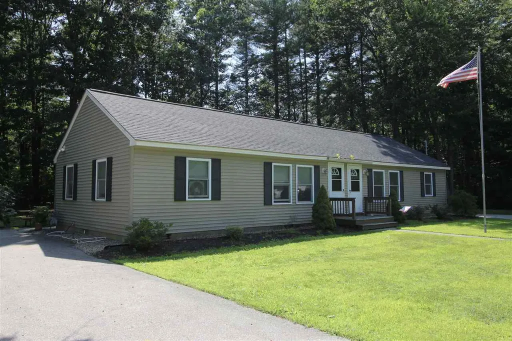 89-91 Old Dover Road Rochester NH 03867