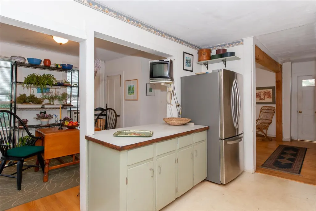 53 Tanner Street Portsmouth NH 03801