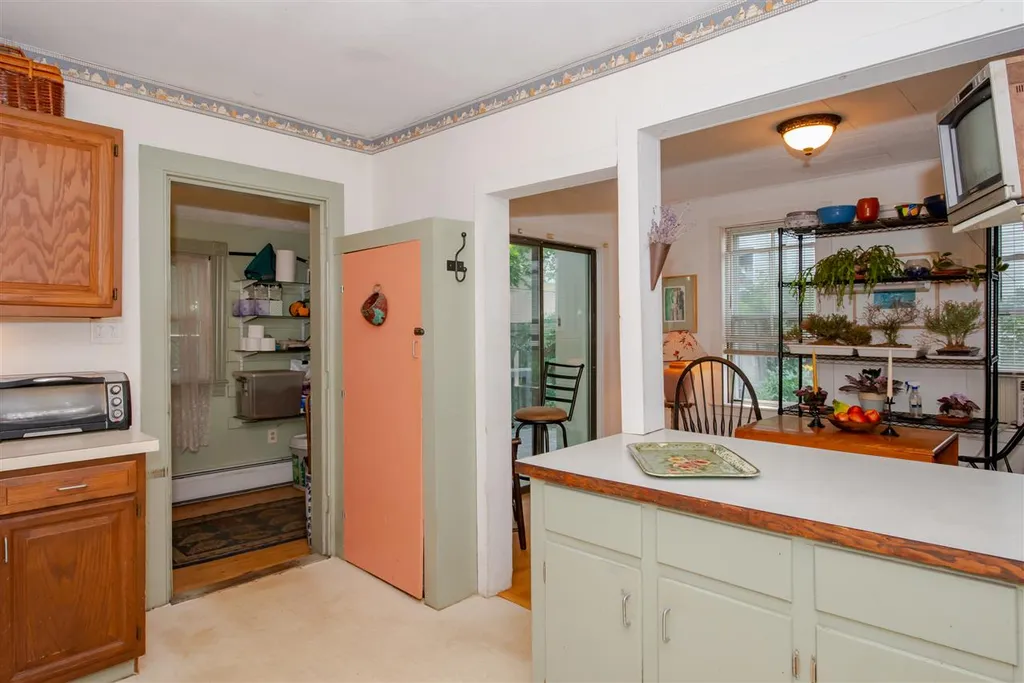 53 Tanner Street Portsmouth NH 03801