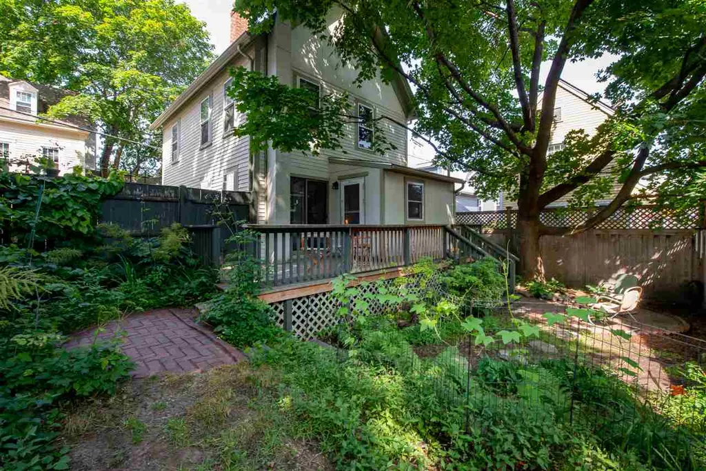 53 Tanner Street Portsmouth NH 03801