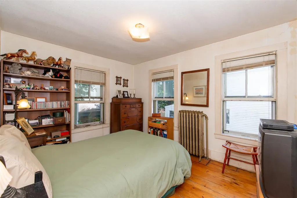 53 Tanner Street Portsmouth NH 03801