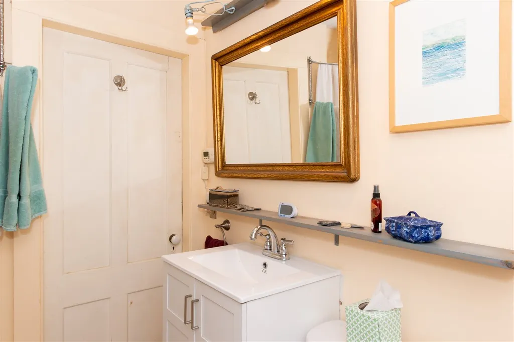 53 Tanner Street Portsmouth NH 03801