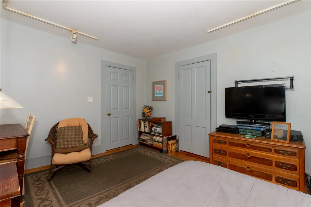 53 Tanner Street Portsmouth NH 03801