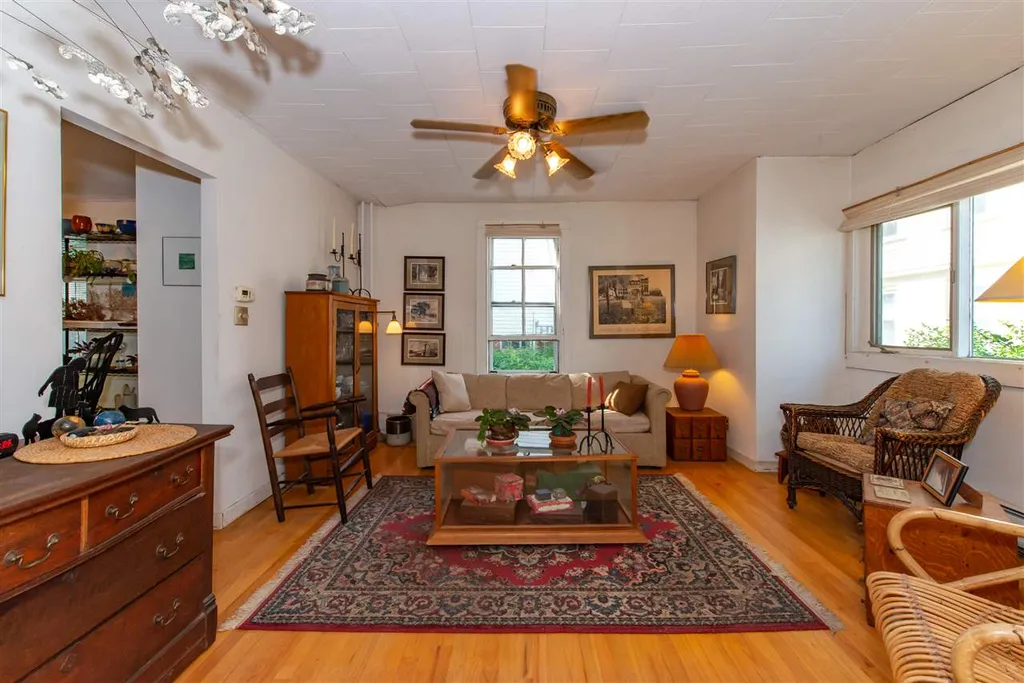 53 Tanner Street Portsmouth NH 03801