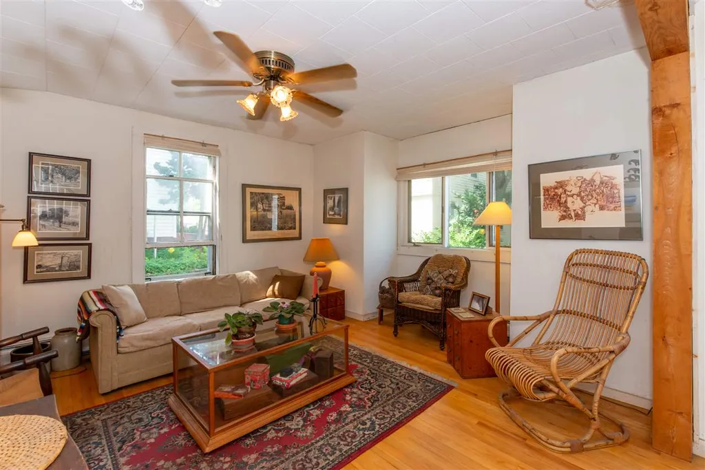 53 Tanner Street Portsmouth NH 03801