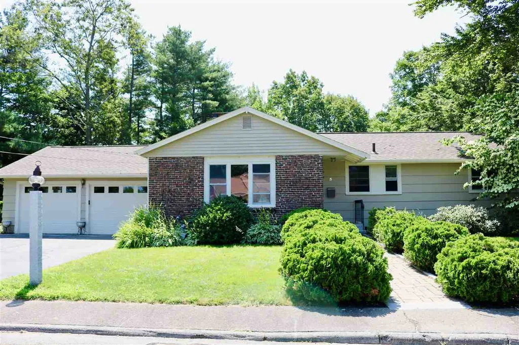 5 Godfrey Avenue Hampton NH 03842