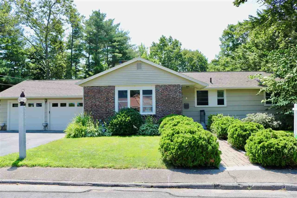 5 Godfrey Avenue Hampton NH 03842