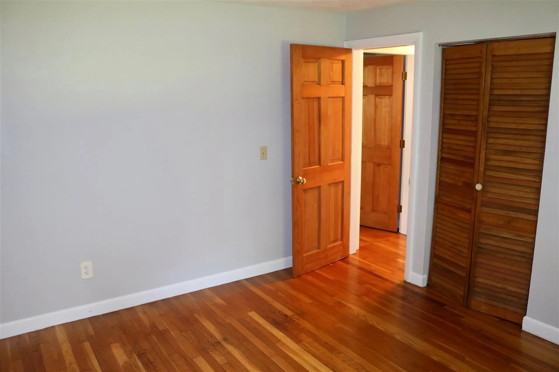 5 Godfrey Avenue Hampton NH 03842