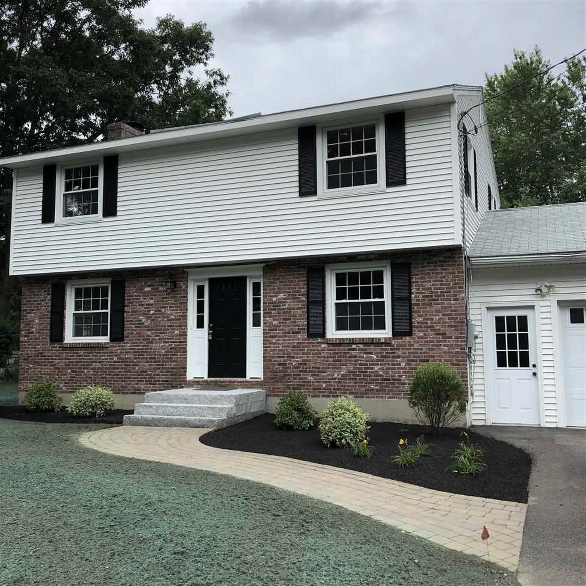 5 Alice Drive Nashua NH 03063