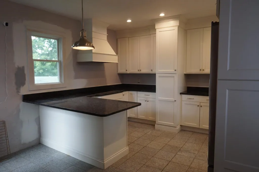 49 Cass Street Portsmouth NH 03801