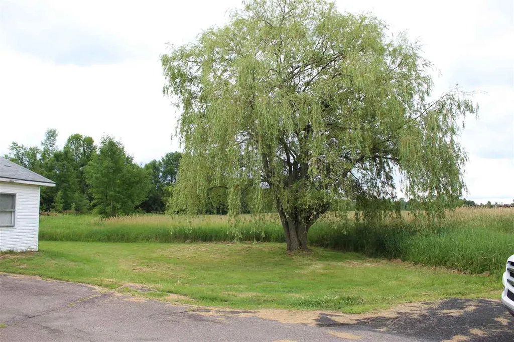 31 Moccasin Avenue Grand Isle VT 05458