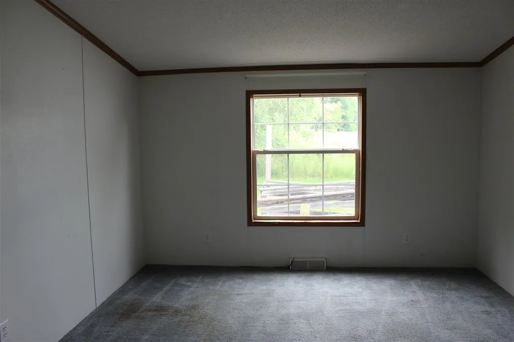 31 Moccasin Avenue Grand Isle VT 05458