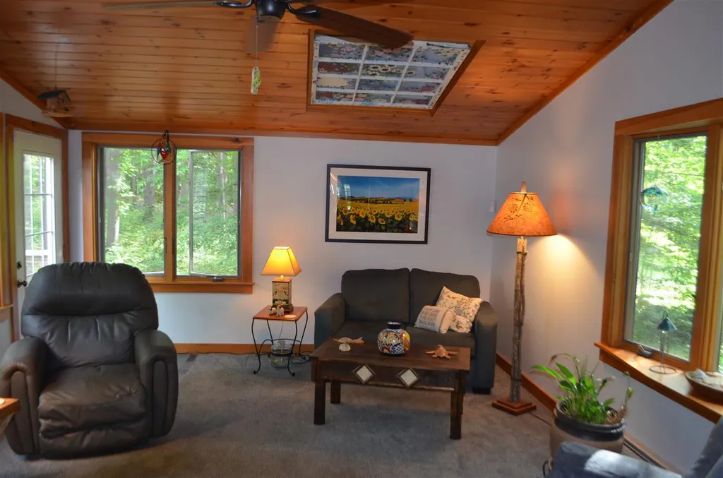 26 Hillside Drive Henniker NH 03242