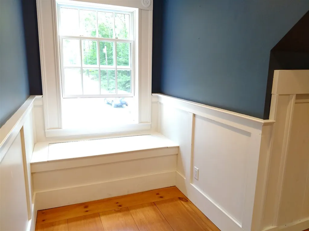 82 Keewaydin Road Wolfeboro NH 03894