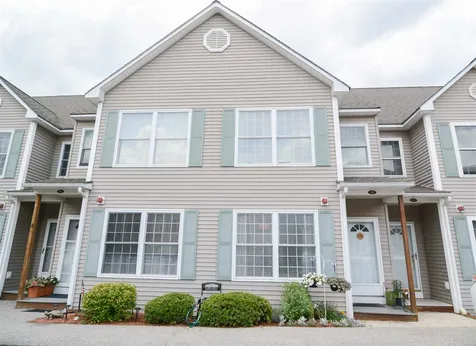 18b Chandler Court Hudson NH 03051