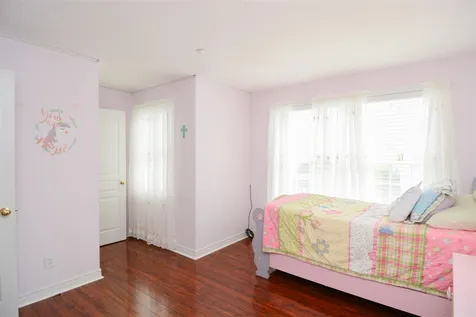 18b Chandler Court Hudson NH 03051