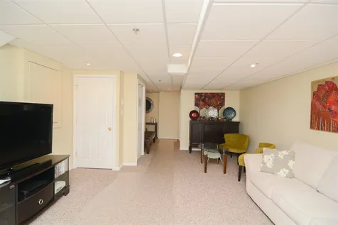 18b Chandler Court Hudson NH 03051
