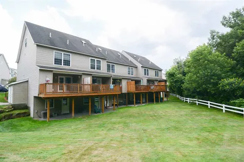 18b Chandler Court Hudson NH 03051