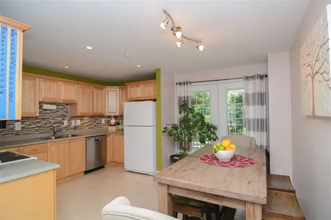 18b Chandler Court Hudson NH 03051
