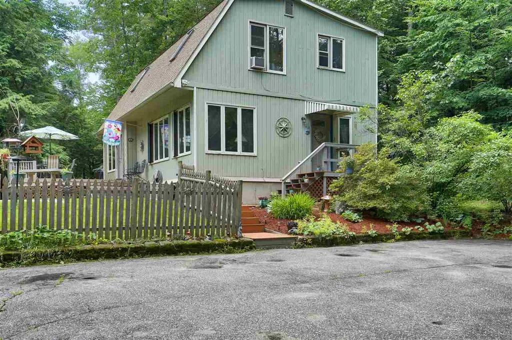 5 Raymond Lane Newmarket NH 03857