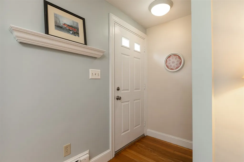 193 Meadow Road Portsmouth NH 03801