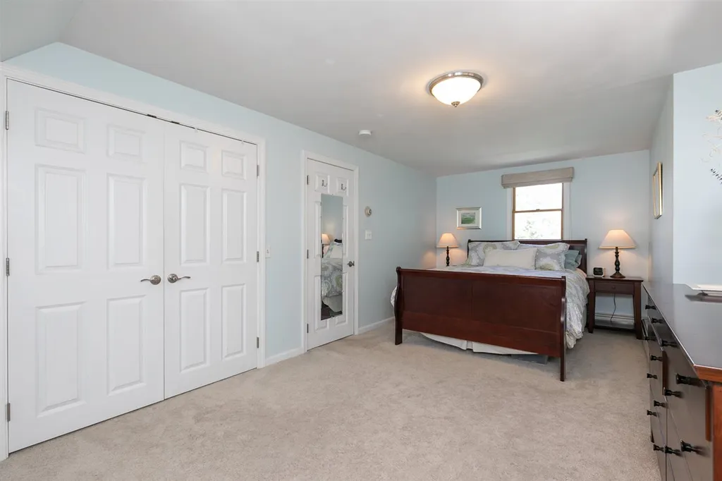 193 Meadow Road Portsmouth NH 03801