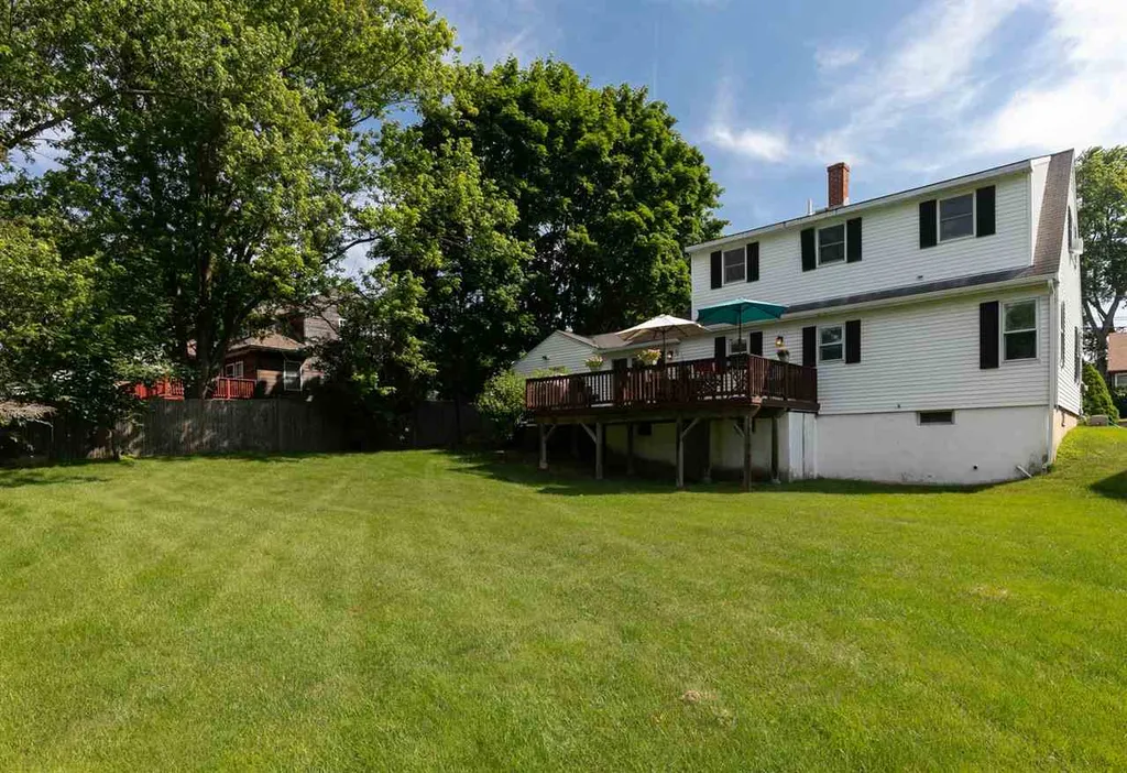193 Meadow Road Portsmouth NH 03801