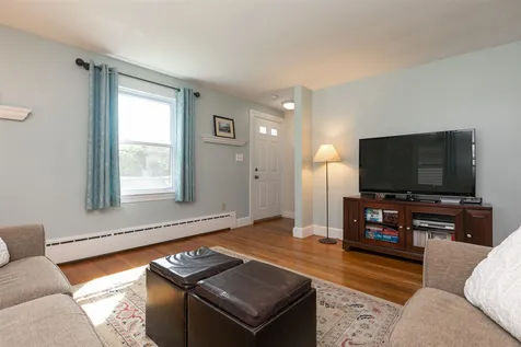 193 Meadow Road Portsmouth NH 03801