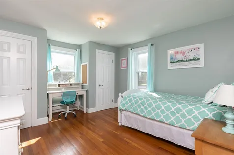 193 Meadow Road Portsmouth NH 03801