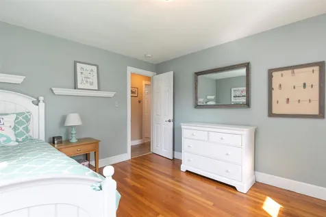 193 Meadow Road Portsmouth NH 03801