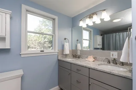 193 Meadow Road Portsmouth NH 03801