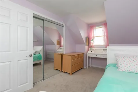 193 Meadow Road Portsmouth NH 03801