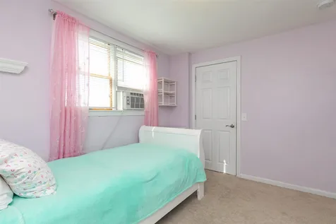 193 Meadow Road Portsmouth NH 03801