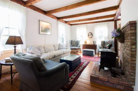 17 Prospect Street Woodstock VT 05091