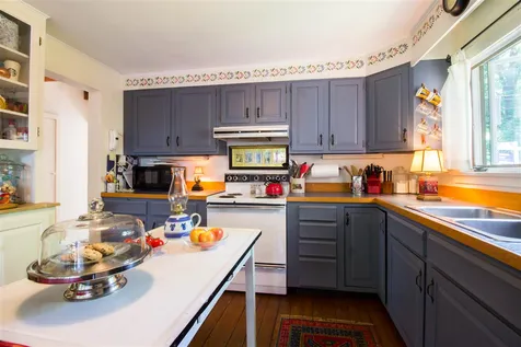 17 Prospect Street Woodstock VT 05091