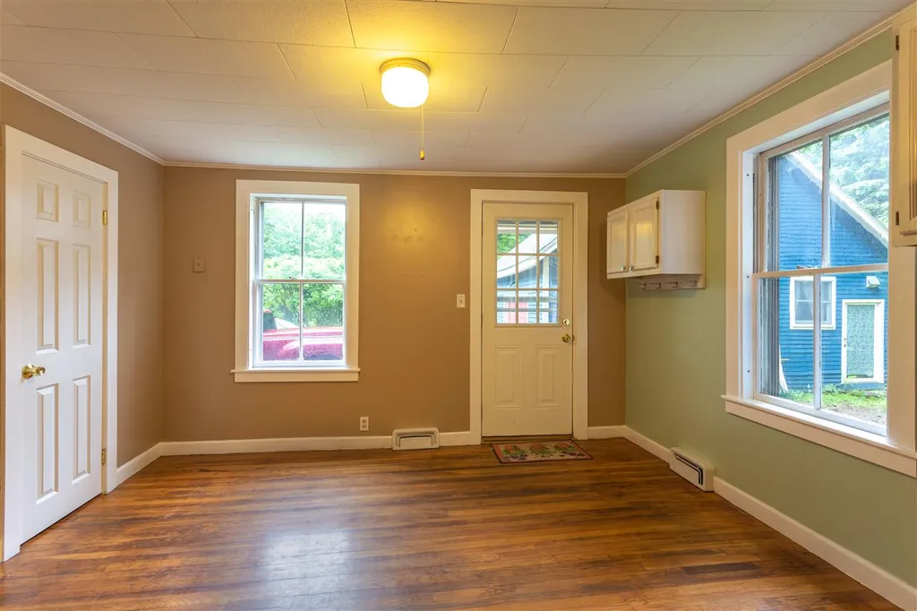 84 Drake Hill Road Strafford NH 03884
