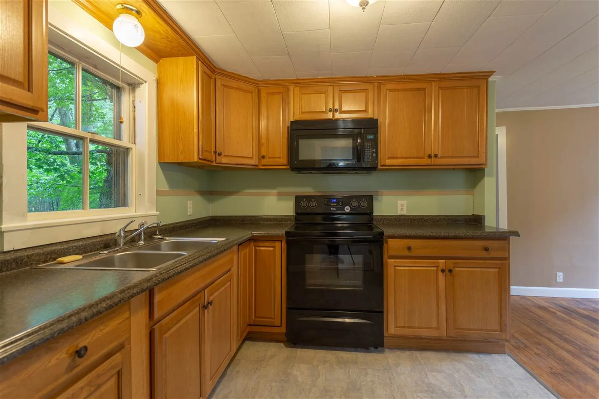 84 Drake Hill Road Strafford NH 03884
