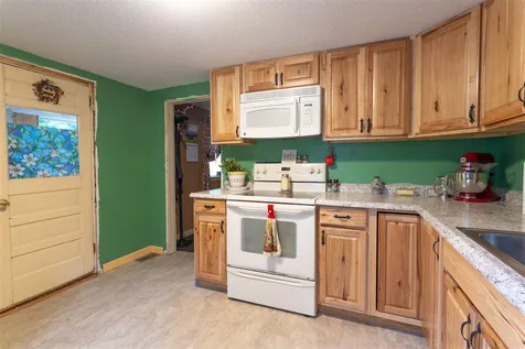 84 Drake Hill Road Strafford NH 03884