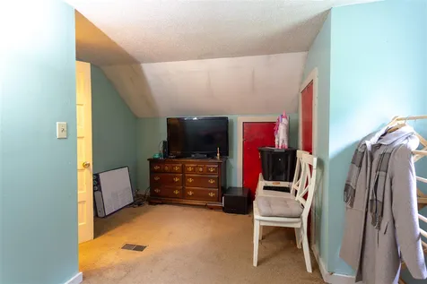 84 Drake Hill Road Strafford NH 03884