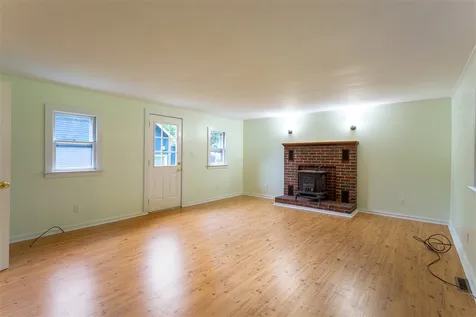 84 Drake Hill Road Strafford NH 03884