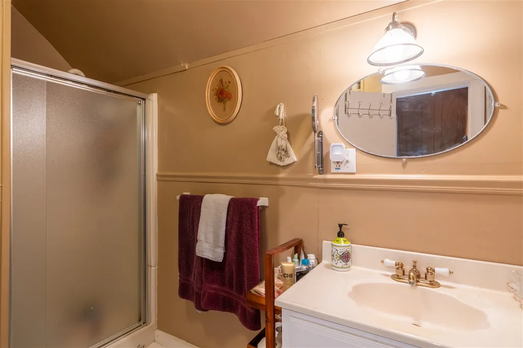 818 West Shore Road Salisbury VT 05769