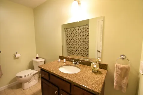 20 Shane Way Laconia NH 03246