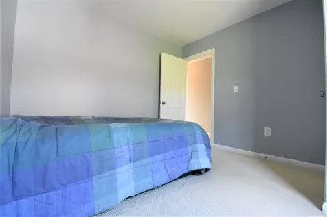 20 Shane Way Laconia NH 03246