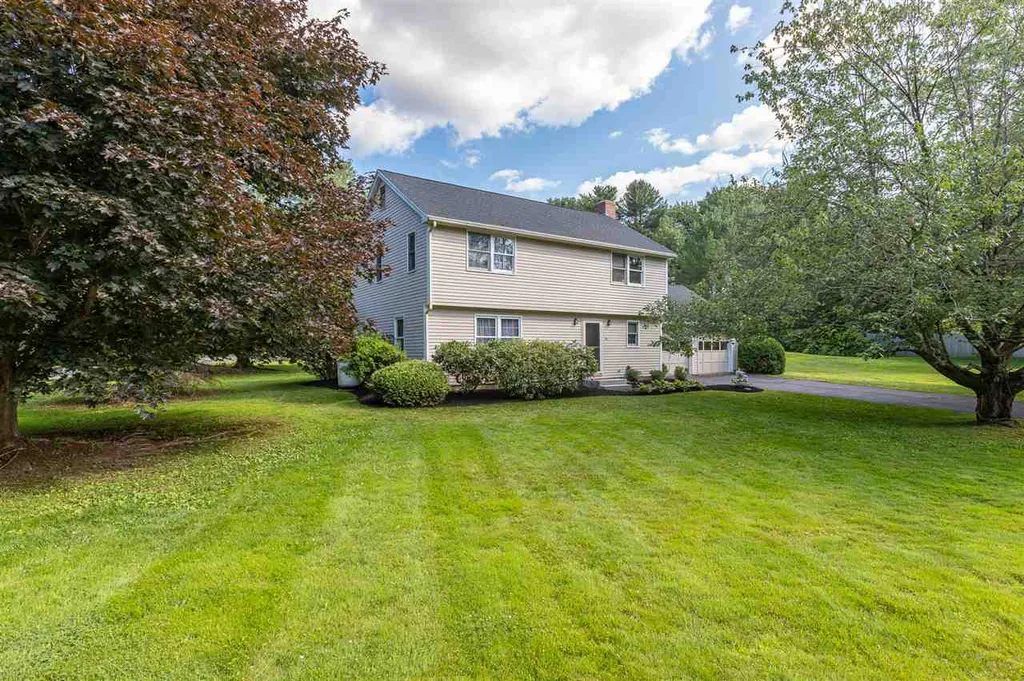 25 Cottontail Path South Berwick ME 03908