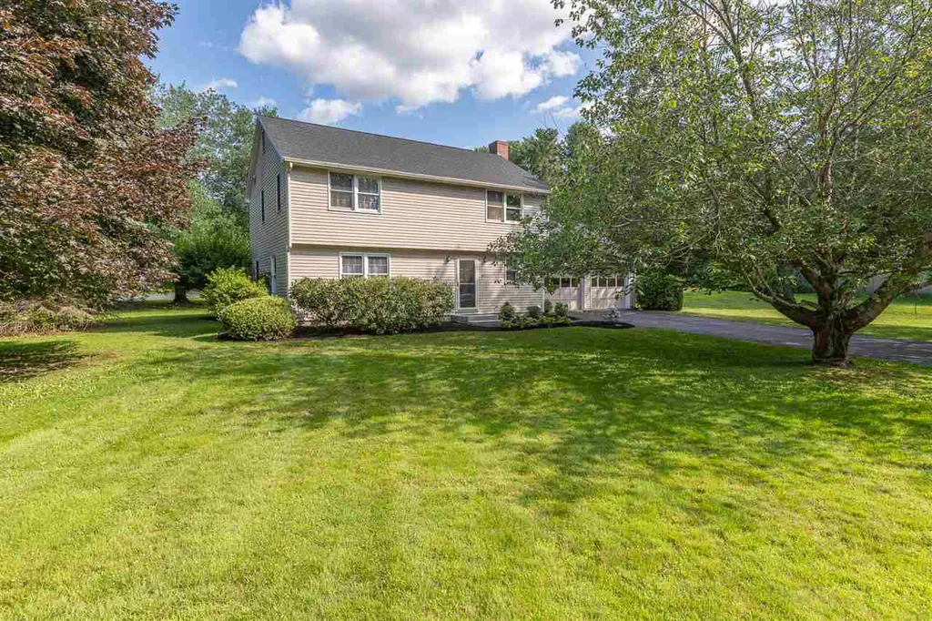 25 Cottontail Path South Berwick ME 03908