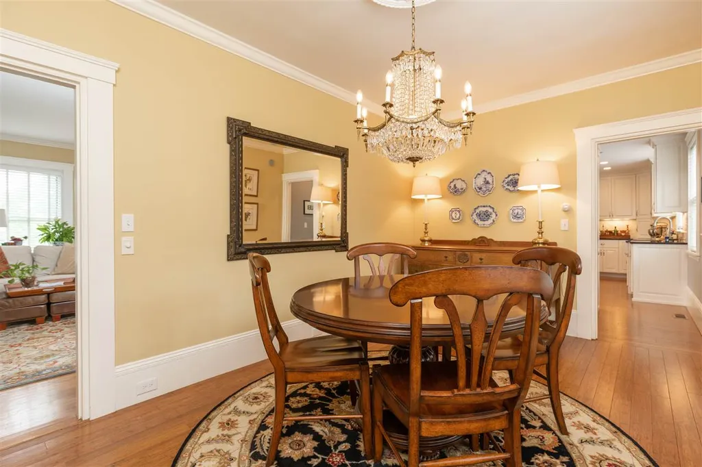 83 Court Street Exeter NH 03833