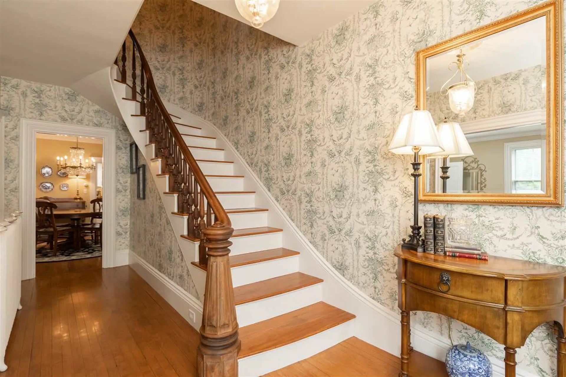 83 Court Street Exeter NH 03833