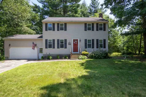 10 Twilight Drive Nashua NH 03062