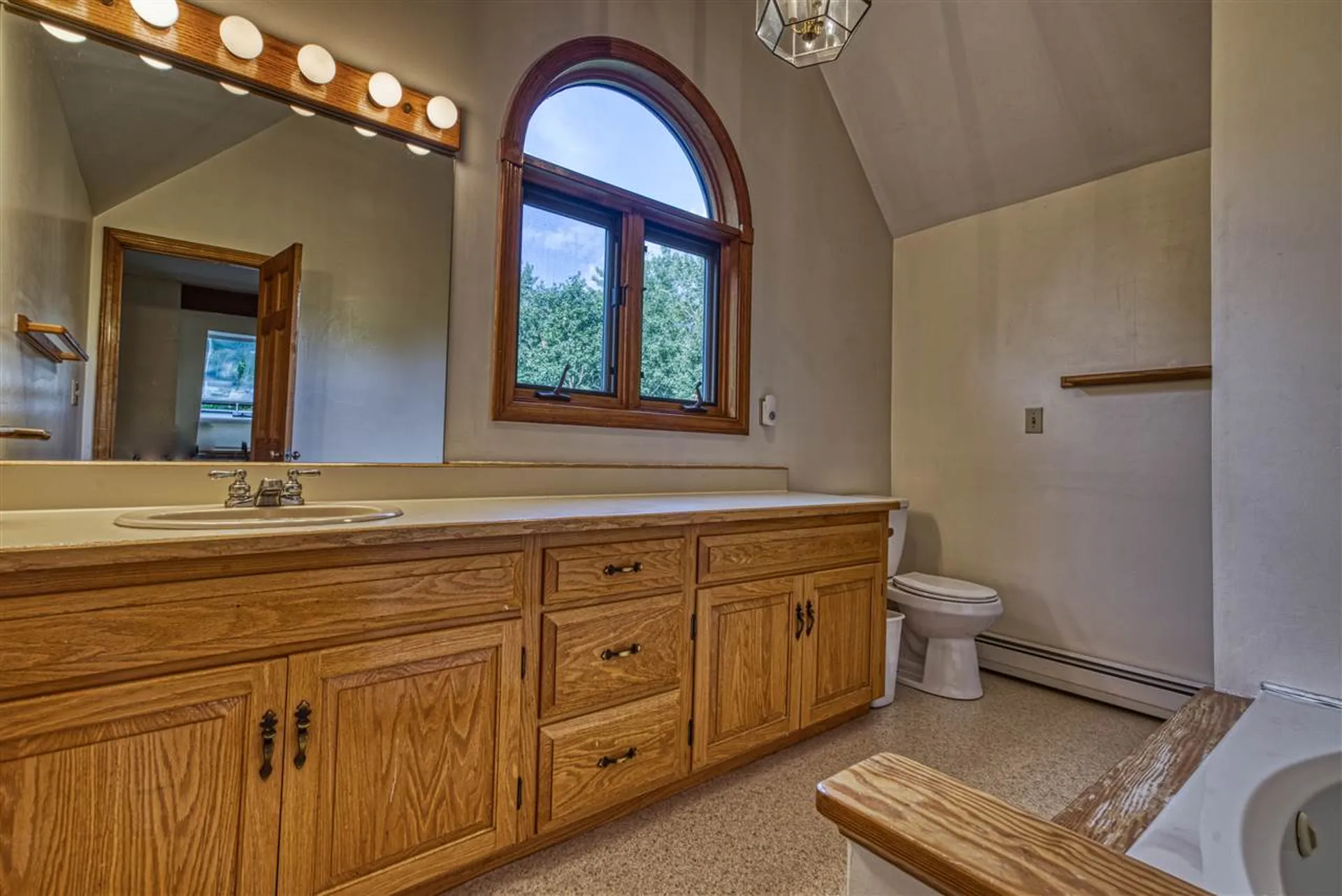 16 Apple Hill Road Sunapee NH 03782